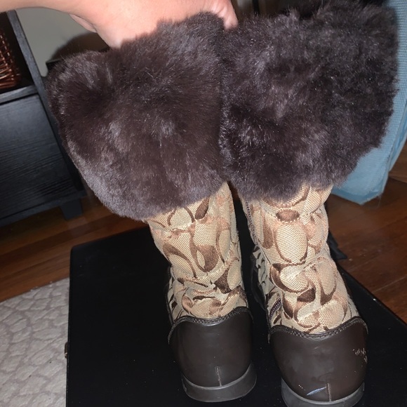 Coach boots - Size 8 - Picture 4 of 7